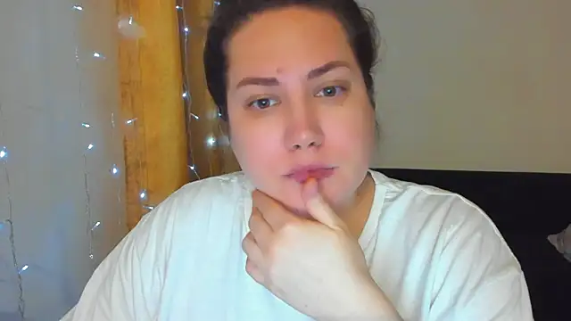  madalexa  online show from March 11, 8:04 pm