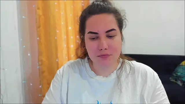  madalexa  online show from April 22, 2:18 pm