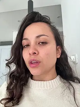 Megan Rodrigo online show from July 12, 5:04 pm