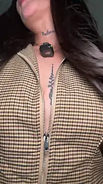 Roxanne 08 online show from April 14, 9:43 pm