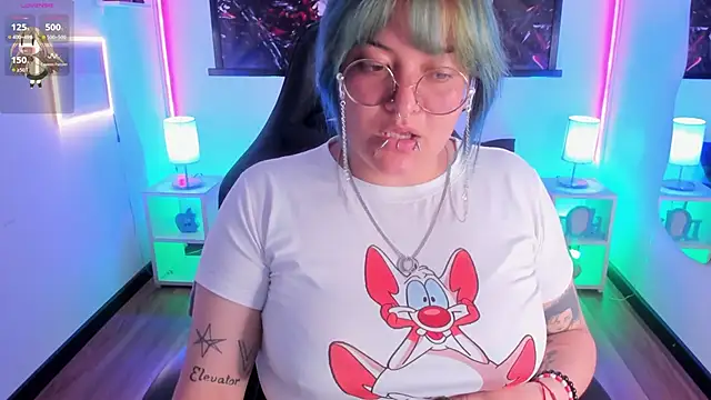 lucky-leah online show from March 14, 6:46 pm