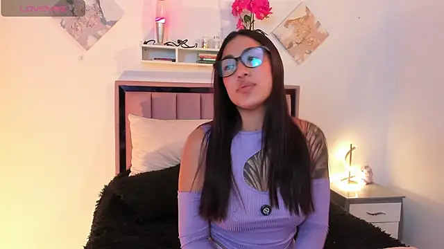 Snapshot of Kayla_foxxy chatting on July 14, 10:37 pm Kayla foxxy online show from July 14, 10:37 pm