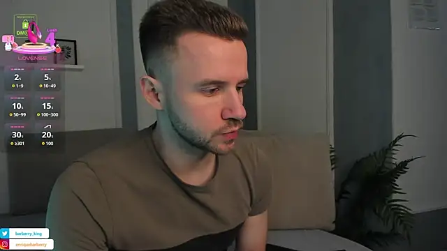 EnriqueBarberry online show from March 21, 6:29 am