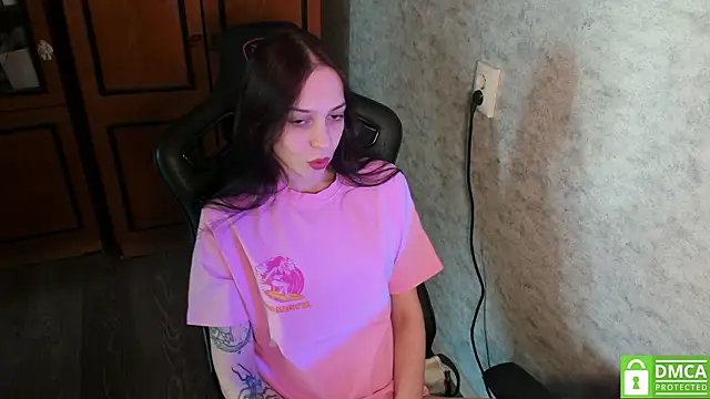 Rachel Sharp online show from March 10, 11:26 am