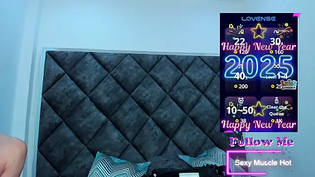 AmberAdams  online show from January 15, 5:15 pm