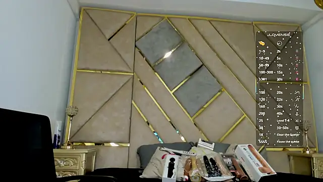 AmberAdams  online show from September 9, 12:59 pm