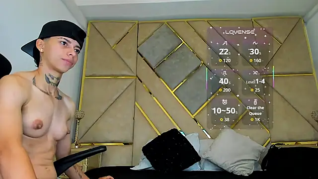 AmberAdams  online show from October 2, 2:02 pm