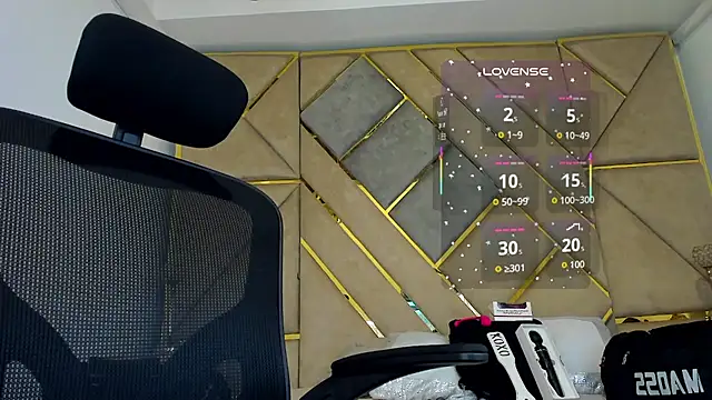 AmberAdams  online show from October 13, 1:22 pm