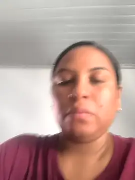 Snapshot of Francesca_ferrari chatting on May 15, 4:47 pm Francesca ferrari online show from May 15, 4:47 pm