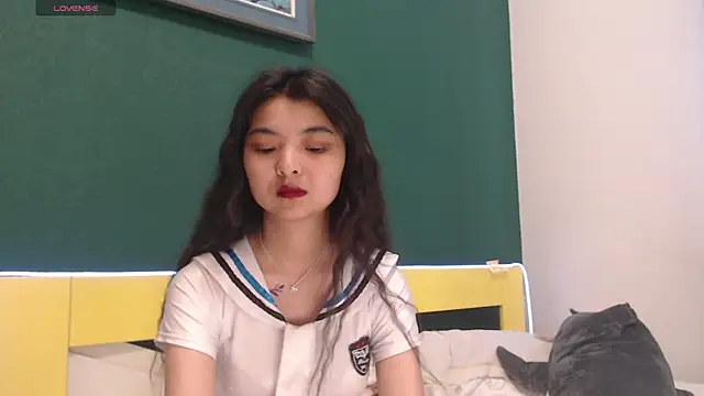 Shy Kira online show from June 1, 8:49 am