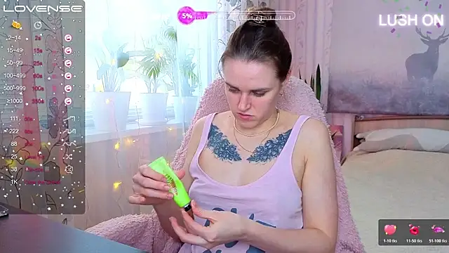 Bella  Swoon online show from April 14, 6:19 am