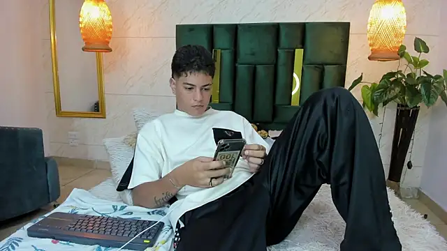 Levy Steve online show from September 20, 3:29 am