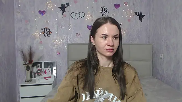 KaraCriegs online show from March 1, 9:48 pm