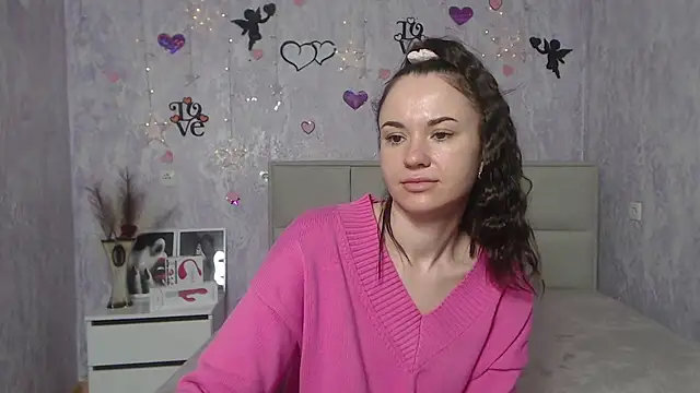 KaraCriegs online show from March 3, 4:03 am