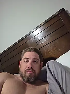 caliguy37 online show from May 22, 6:42 am