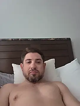 caliguy37 online show from July 4, 5:08 pm