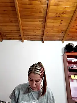 Iris love18 online show from February 27, 3:12 pm