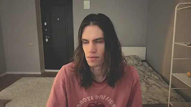 mollymila online show from April 19, 11:20 am