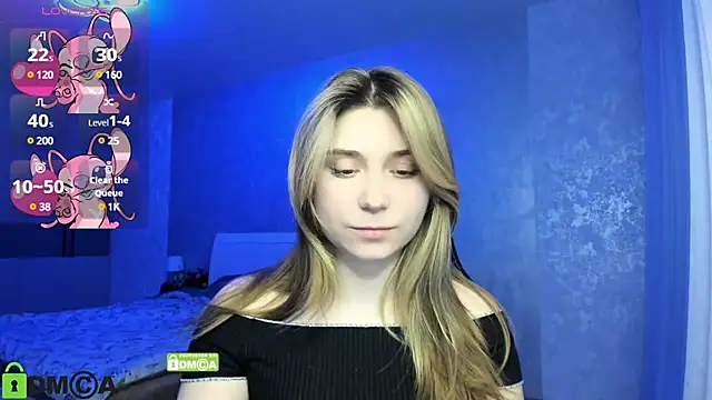 Snapshot of SweetMonicka chatting on December 13, 5:21 pm SweetMonicka online show from December 13, 5:21 pm