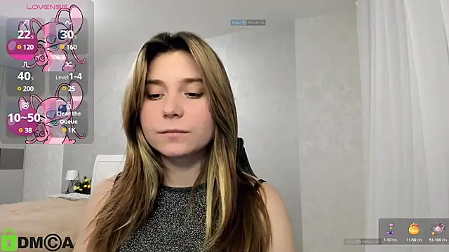 Snapshot of SweetMonicka chatting on January 8, 7:13 pm SweetMonicka online show from January 8, 7:13 pm