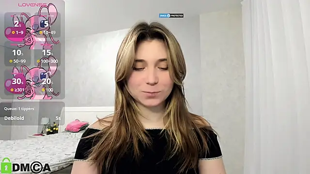Snapshot of SweetMonicka chatting on January 12, 2:41 pm SweetMonicka online show from January 12, 2:41 pm