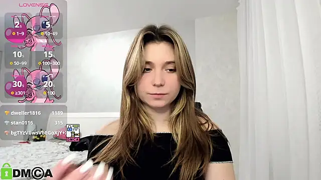 Snapshot of SweetMonicka chatting on January 12, 5:44 pm SweetMonicka online show from January 12, 5:44 pm