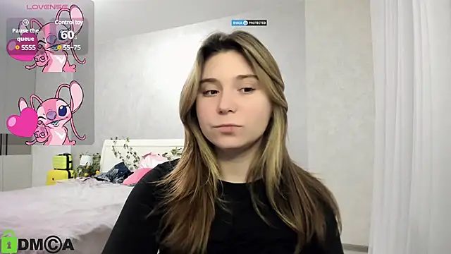 Snapshot of SweetMonicka chatting on January 26, 3:36 pm SweetMonicka online show from January 26, 3:36 pm