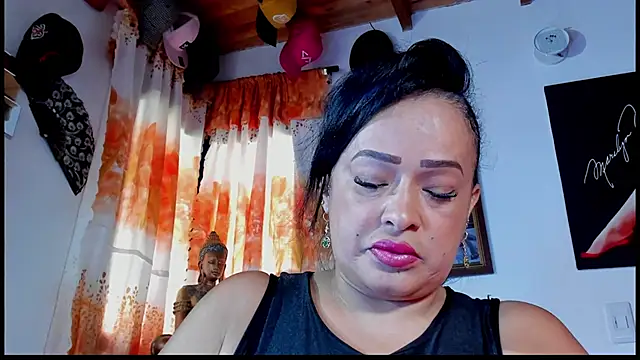 seleneh online show from September 26, 8:13 pm