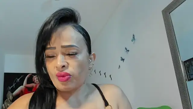 seleneh online show from April 12, 7:41 pm