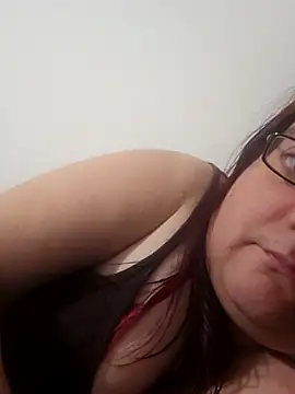 pleasureseekerss online show from April 5, 8:11 am