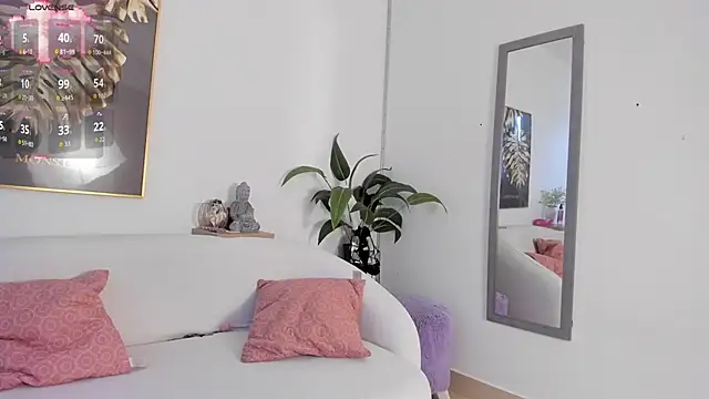 Amina hafsa online show from October 23, 8:40 pm