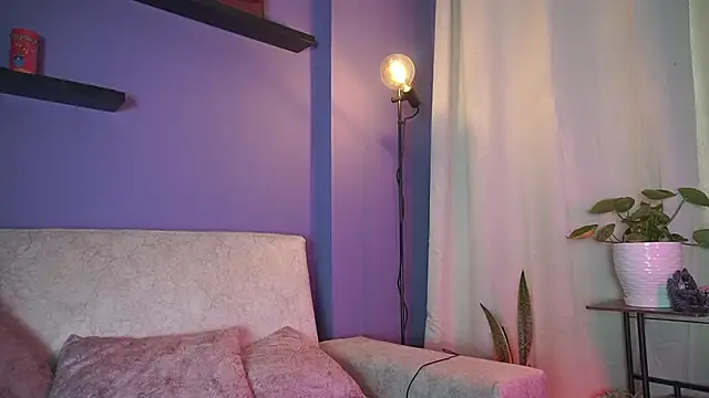 Snapshot of roselinedior chatting on July 10, 3:36 pm roselinedior online show from July 10, 3:36 pm