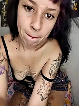 Snapshot of toxicsharmmy chatting on March 18, 8:56 pm toxicsharmmy online show from March 18, 8:56 pm