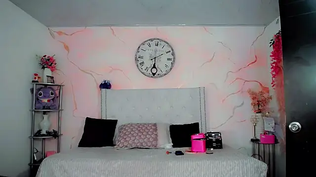 maria camilacms online show from March 30, 6:09 pm