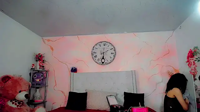 maria camilacms online show from April 13, 6:13 pm