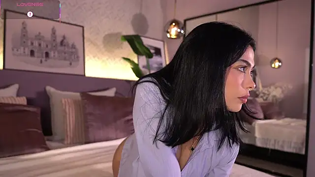 Snapshot of ElleDiane chatting on November 25, 10:10 pm ElleDiane online show from November 25, 10:10 pm