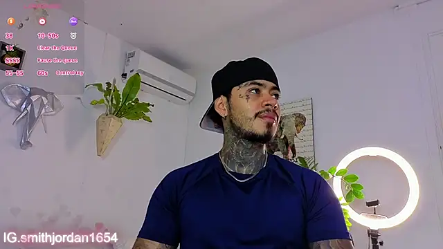 JordanSmiith  online show from November 28, 8:44 pm