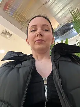 Snapshot of naughty_lucifer chatting on December 21, 6:04 pm naughty lucifer online show from December 21, 6:04 pm