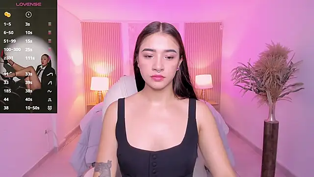 Snapshot of Antonella_Grayy chatting on January 19, 11:03 am Antonella Grayy online show from January 19, 11:03 am