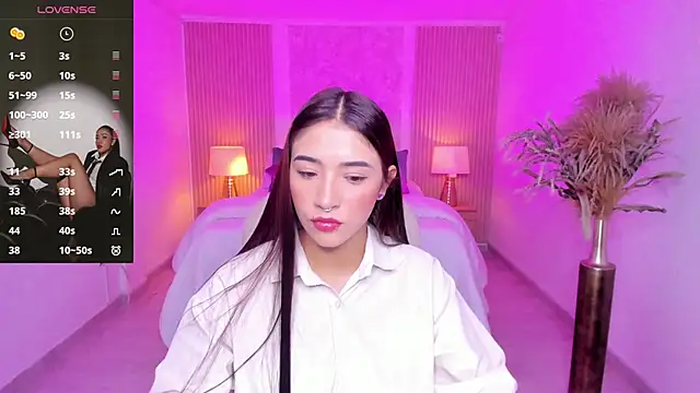 Snapshot of Antonella_Grayy chatting on February 25, 11:09 am Antonella Grayy online show from February 25, 11:09 am