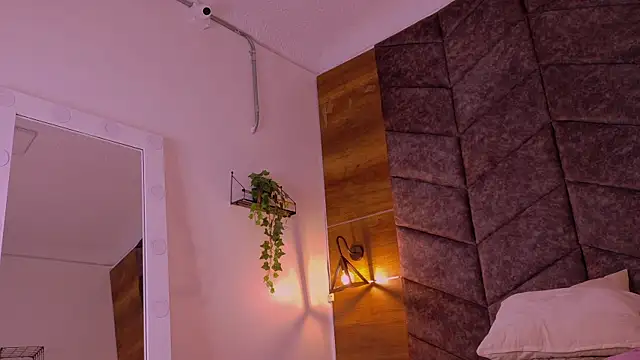 eva daemon online show from November 7, 11:49 pm