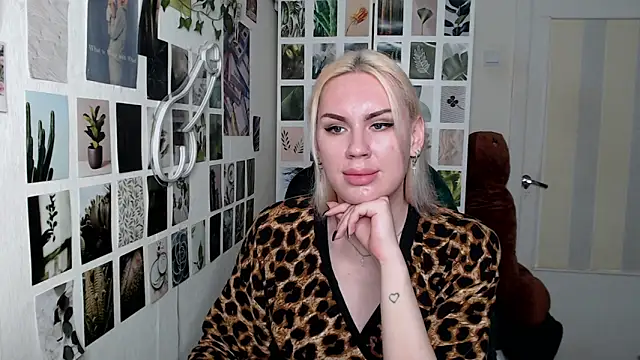 CapriScorpion online show from October 25, 12:23 pm