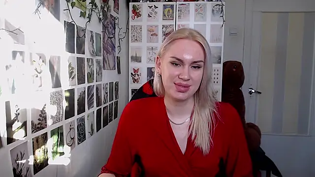 CapriScorpion online show from March 6, 12:45 pm