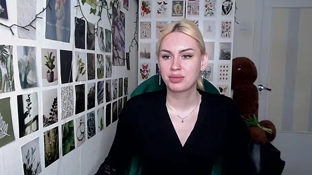 CapriScorpion online show from April 6, 4:19 pm