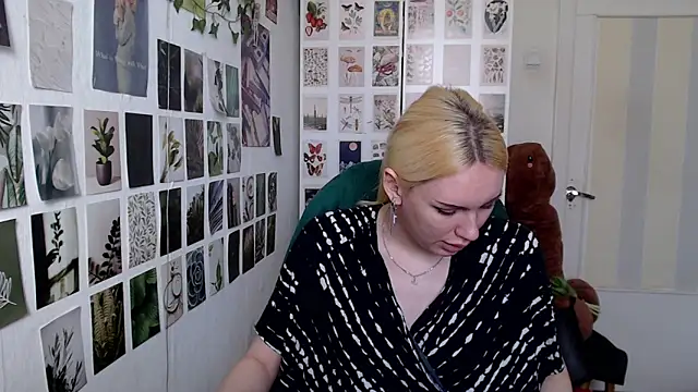 CapriScorpion online show from April 10, 10:53 am