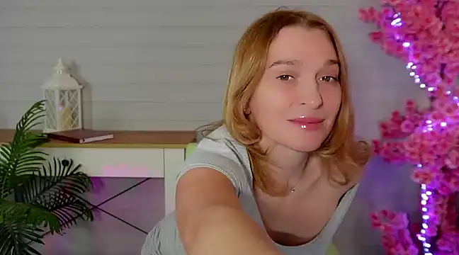 ms natty online show from January 10, 6:49 pm