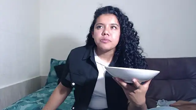 agata 22 online show from April 11, 4:50 am