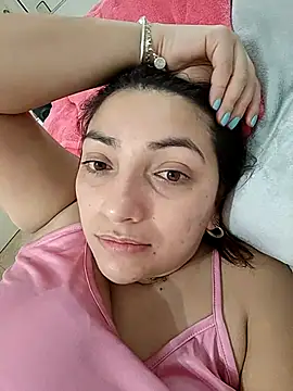 claudia online show from April 19, 2:33 am