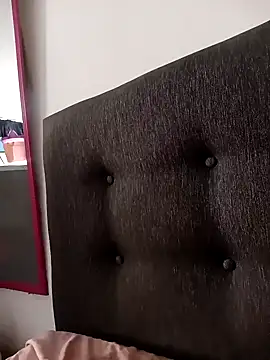 lenka 24 online show from February 8, 3:53 pm