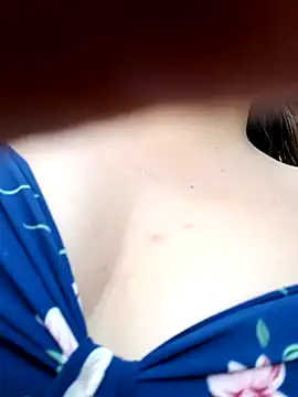 lenka 24 online show from March 28, 6:51 pm